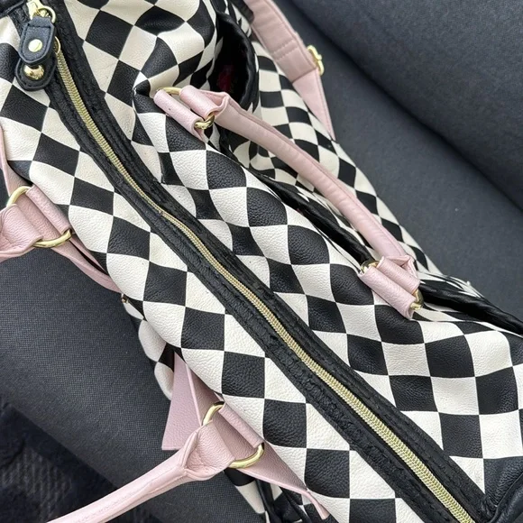 Betsey Johnson Weekender Bow Duffel Bag - Picture 8 of 14